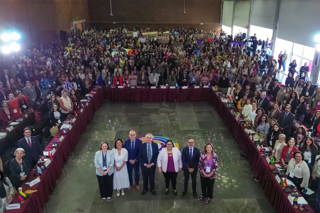 Clausura de la XVI Conferencia Regional sobre la Mujer de América Latina y el Caribe, en el Centro Cultural Universitario Tlatelolco, Ciudad de México, México, 15 de agosto de 2025.
